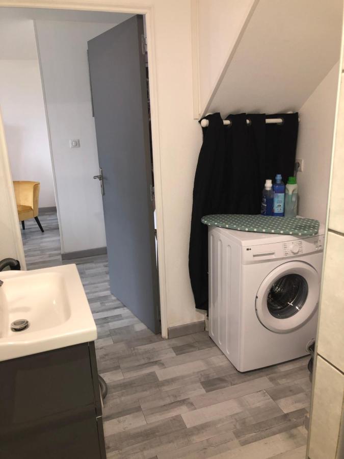 Gite Zen Pres Thermes De Jonzac Bois Bagian luar foto