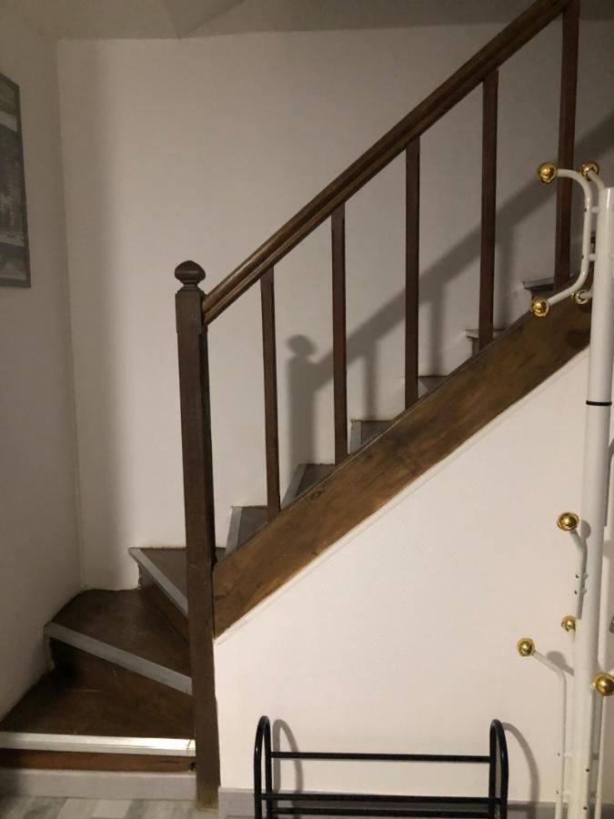 Gite Zen Pres Thermes De Jonzac Bois Bagian luar foto