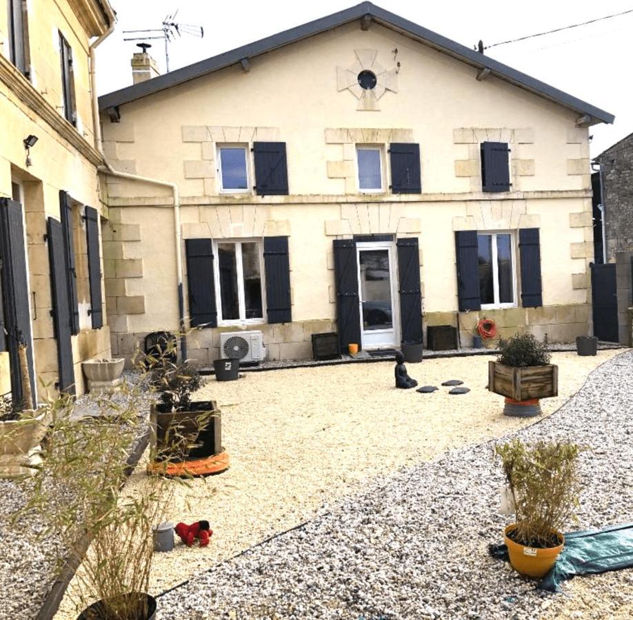 Gite Zen Pres Thermes De Jonzac Bois Bagian luar foto